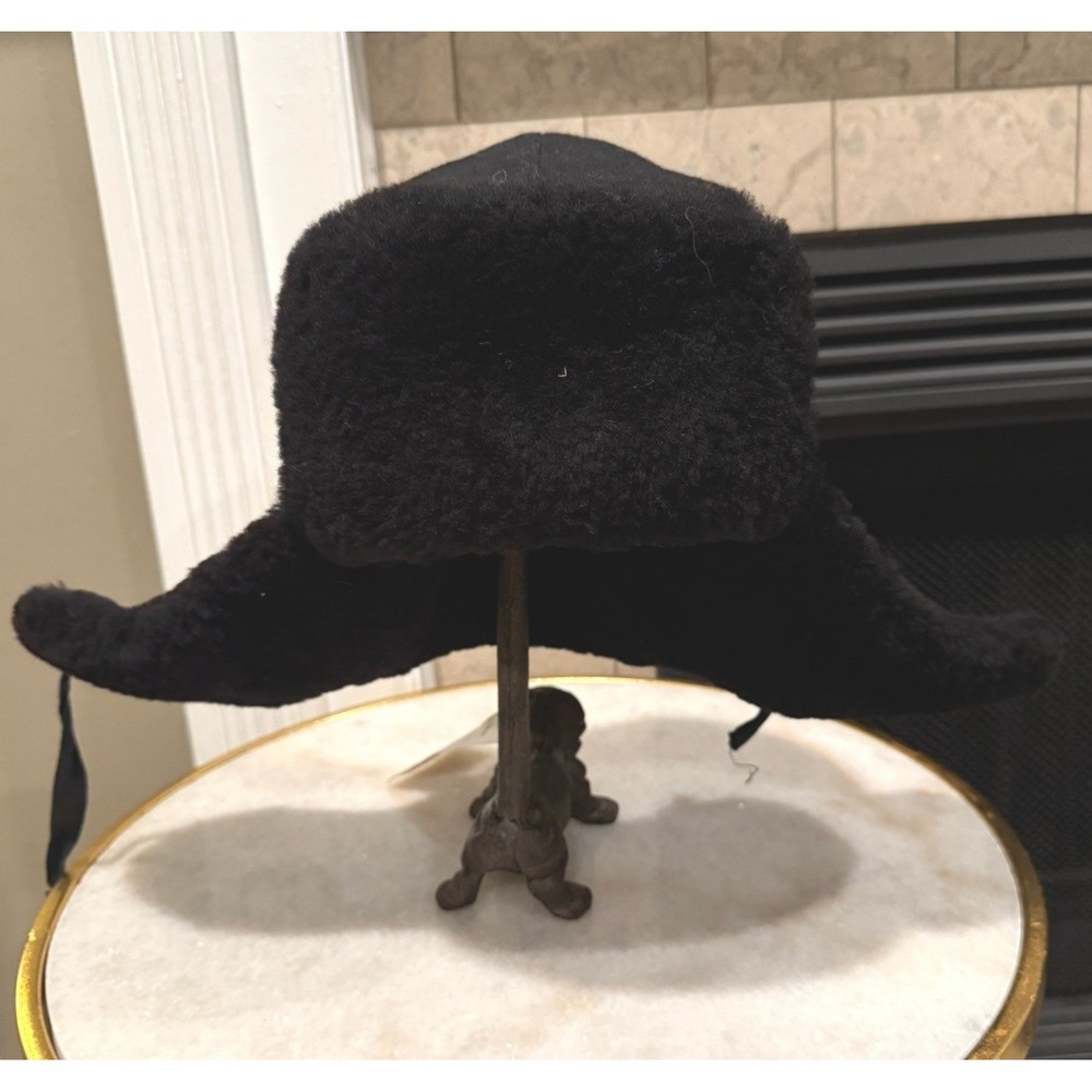 Belka Russian Ushanka Black Sheepskin Shearling Wool Trapper Hat Size 54 NWT